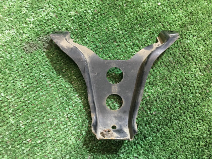 ขายึดกระจังหน้า SUBARU LEGACY OEM 91165AE130 BEE 2002 silver 01G