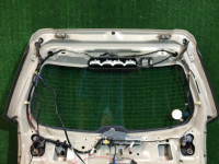 尾门 SUBARU LANCASTER OEM 60800AE040, 84251AE060 BH9, BHE 1998 beige 8L5