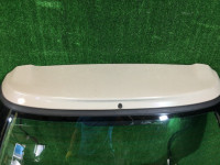 尾门 SUBARU LANCASTER OEM 60800AE040, 84251AE060 BH9, BHE 1998 beige 8L5