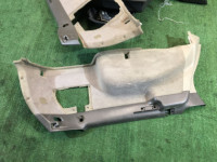 Revestimento da bagageira SUBARU LANCASTER OEM 94015AE020GF 94015AE030GF 94047AE020AD 94047AE030AD 94016AE010GF BH9 1998 beige 8L5