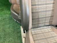 Conjunto de bancos SUBARU LANCASTER OEM 64010AE000ML 64010AE010ML 64221AE000ML 64231AE000ML BH9 1998 beige 8L5