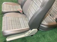 Conjunto de bancos SUBARU LANCASTER OEM 64010AE000ML 64010AE010ML 64221AE000ML 64231AE000ML BH9 1998 beige 8L5