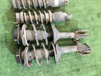 减震器 SUBARU LANCASTER OEM 20330AE100 20310AE140 20310AE150 20365AE020 20380AE170 BH9 1998 EJ254
