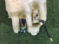 Depósito do lava-vidros SUBARU LEGACY OEM 86610AE010 BEE 2002 EZ30
