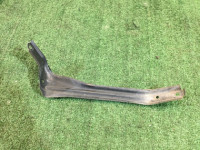 Suporte esquerdo do para-choques dianteiro 57707AE130 SUBARU LEGACY