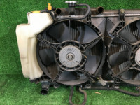 Radiador do motor SUBARU LEGACY OEM 45111AE060 BEE 2002 EZ30