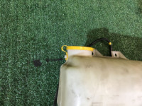 Depósito do lava-vidros SUBARU LEGACY OEM 86610AE010 BE5 2000 EJ206