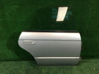 Puerta trasera derecha 60400AE240 60400AE400 60400AE140 SUBARU LEGACY