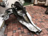 左リアフェンダー SUBARU LEGACY OEM 51410AE011 51410AE012 BE5 2000 Silver 792