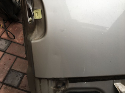 Guarda-lamas traseiro direito дефект SUBARU LEGACY OEM 51410AE001 BE5 2000 Silver 792