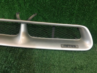 Rejilla del radiador RFRB SUBARU LEGACY OEM 91121AE160 BE5 2000 Silver 792