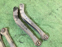 リアアーム SUBARU LEGACY OEM 20250AE000 20250AE020 20250AE040 20250AE010 BE5 2000 EJ206