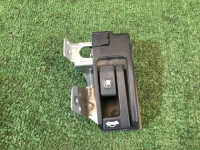 คันโยกเปิดฝาถังน้ำมัน 57345AA060ML 57346AA010ML SUBARU LEGACY