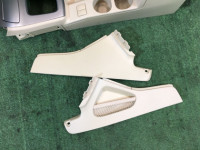 Guantera y reposabrazos высокий SUBARU FORESTER OEM 66150SA100EU 92113FE100EU 92114SA030EU 92136FE000EU SG5 2006 51E