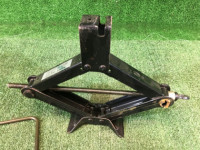 Jack SUBARU FORESTER OEM 97030FC110 97030FC111 SG5 2006