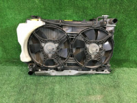 Radiador del motor SUBARU FORESTER OEM 45119SA060 SG5 2006 EJ203