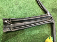 右车门密封条 SUBARU FORESTER OEM 63521SA000 SG5 2006 51E