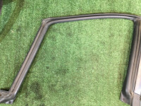右车门密封条 SUBARU FORESTER OEM 63521SA000 SG5 2006 51E