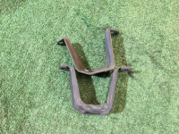 Rear stabilizer bar bracket SUBARU FORESTER OEM 20540SA050 20540SA060 SG5 2006 51E