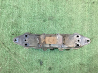 Travesaño de la caja de cambios SUBARU LEGACY OEM 41011AE000 41022AE120 BH9 2000 EJ254