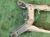 คานหลัง SUBARU LEGACY OEM 20152AE000 20152AE001 BH9 2000 EJ254