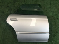 ประตูหลังขวา SUBARU LEGACY OEM 60400AE400 BH9 2000 silver 792