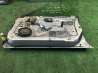 Puerta delantera derecha SUBARU LEGACY OEM 60009AE000 60009AE020 BH9 2000 silver 792