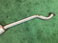 ท่อไอเสียท่อนกลาง SUBARU LEGACY OEM 44200AE050 44200AE051 BH9 2000 EJ254