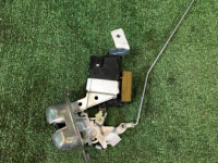 Cerradura del portón SUBARU LEGACY OEM 63032AE000 BH9 BHE BH5 2000 silver 792
