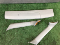 Tailgate trim SUBARU LANCASTER OEM 94320AE011AC BH9 BHE BH5 1999 white / grey 8K2