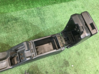 Glovebox and armrest высокий SUBARU LEGACY OEM 92111AE010ML, 92132AE000ML, BH5 BE5 BE9 BHE BH9 2002 silver 01G