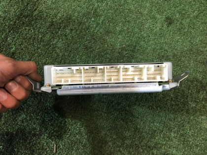 发动机电脑 SUBARU LEGACY OEM 22611AG452 BH5 2002
