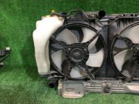 Radiador do motor SUBARU LEGACY OEM 45111AE022 BH5 BE5 2002