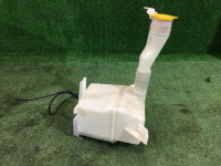 玻璃水壶 SUBARU LEGACY OEM 86631AG000, 86611AG010, 86611AG000, 86611AG000 BLE BPE BP5 BL5 BL9 BP9 2003 EJ20X
