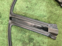 Left door seal SUBARU LEGACY OEM 63521AG110 BLE BL5 BL9 2003 black 32J