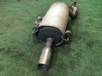 Silencioso trasero SUBARU LANCASTER OEM 44300AE200 BHE 2000 EZ30