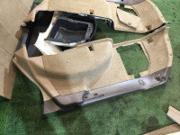 后备箱饰板 SUBARU LANCASTER OEM 94047AE020AD, 94047AE030AD, 95066AE030GG, 95066AE020GG BHE BH9 BH5 2000 silver 9G9