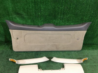尾门饰板 SUBARU LANCASTER OEM 94320AE011AD, 94310AE020GF, 94310AE030GF, 94310AE000GF BHE BH9 BH5 2000 silver 9G9