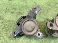 发动机支座 SUBARU LANCASTER OEM 41022AE110,41022AE100 BHE BEE 2000 EZ30