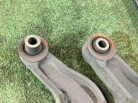 Braços de suspensão traseiros SUBARU LANCASTER OEM 20250AE030, 20250AE050, 20250AE010, 20250AE000 BHE BH9 2000 EZ30