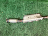 ท่อไอเสียท่อนกลาง SUBARU LANCASTER OEM 44200AE080 BHE BEE 2000 EZ30