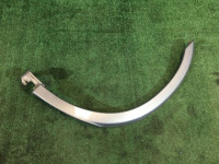 右リアオーバーフェンダー SUBARU LANCASTER OEM 91111AE020LG BHE BH9 2000 silver 9G9