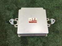 Centralita del motor SUBARURU LEGACY OEM 22611AG471 BE5 2001 EJ204