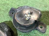 发动机支座 SUBARURU LEGACY OEM 41022AE021, 41022AE031 BE5 BH5 BH9 BE9 2001 EJ204