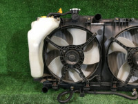 ラジエーター SUBARURU LEGACY OEM 45111AE002 BE5 BH5 BH9 BE9 2001 EJ204