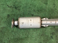 Tramo central del escape SUBARURU LEGACY OEM 44200AE030 BE5 BH5 2001 EJ204