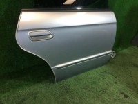 ประตูหลังขวา SUBARU LEGACY OEM 60400AE400 BHE BH9 BH5 BE5 BE9 BEE 2001 silver 01G