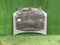 ボンネット 2 модель SUBARU LEGACY OEM 57229AE040 BHE BH9 BH5 BE5 BE9 BEE 2001 silver 01G