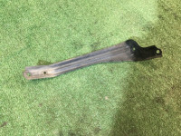 Suporte esquerdo do para-choques dianteiro 57707AE130 SUBARU LEGACY