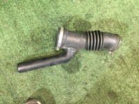 ท่อกรองอากาศ SUBARU LEGACY OEM 14457AA330 BH9 BE9 2001 EJ254 AT